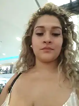 Sara smiiith211 online show from January 19, 10:17 pm