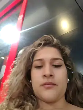 Sara smiiith211 online show from January 26, 10:24 pm