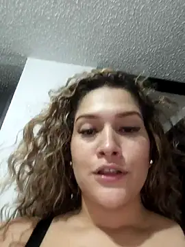 Sara smiiith211 online show from March 11, 2:54 am