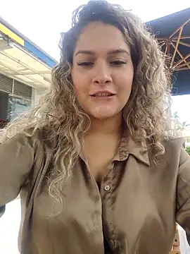 Sara smiiith211 online show from March 13, 7:39 pm