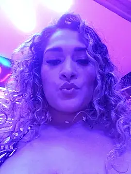 Sara smiiith211 online show from September 21, 2:35 am