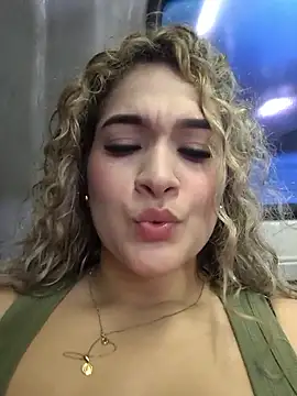 Sara smiiith211 online show from January 8, 11:29 pm