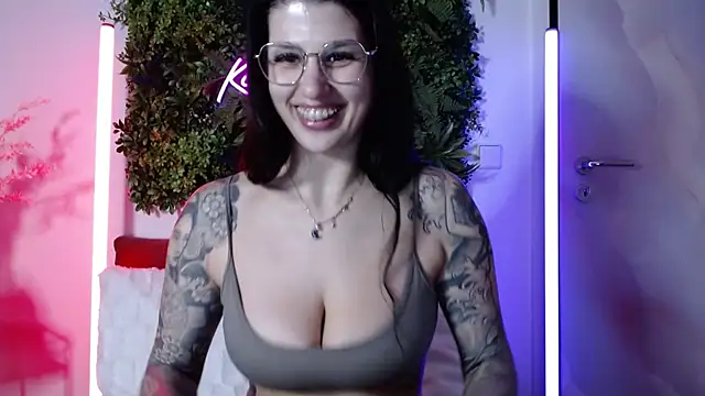 KiraKane1 online show from February 2, 12:13 pm