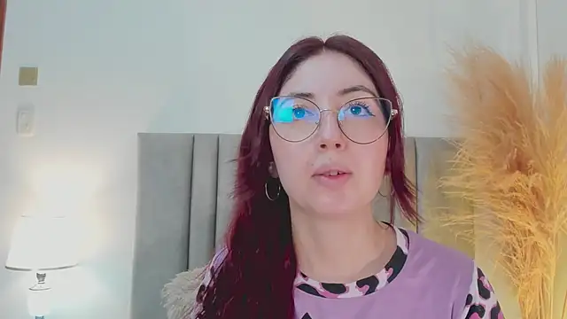 Emilywatsonn online show from January 17, 11:38 am