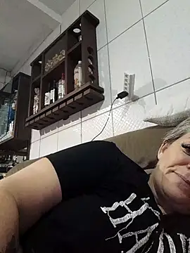 Snapshot of marcialoira chatting on October 26, 10:25 pm marcialoira online show from October 26, 10:25 pm
