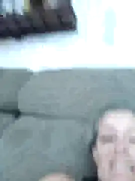 Snapshot of marcialoira chatting on April 6, 12:17 pm marcialoira online show from April 6, 12:17 pm