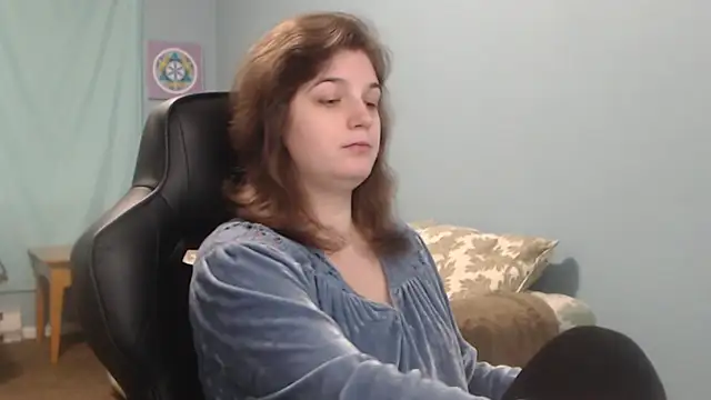 TreeJeanne online show from December 31, 7:40 pm