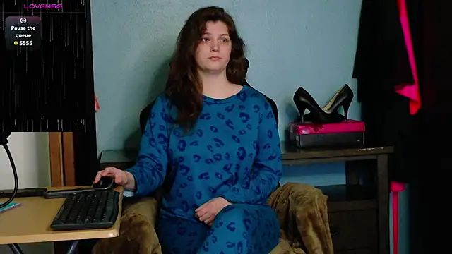 TreeJeanne online show from October 8, 11:57 pm