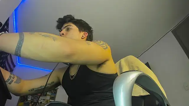 charlie hotxxx online show from December 5, 2:09 am