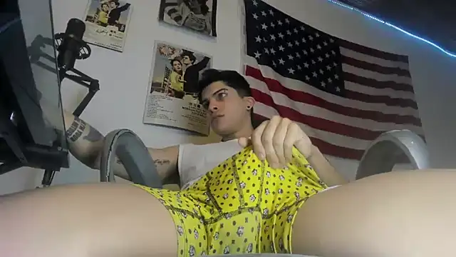 charlie hotxxx online show from March 17, 4:39 am