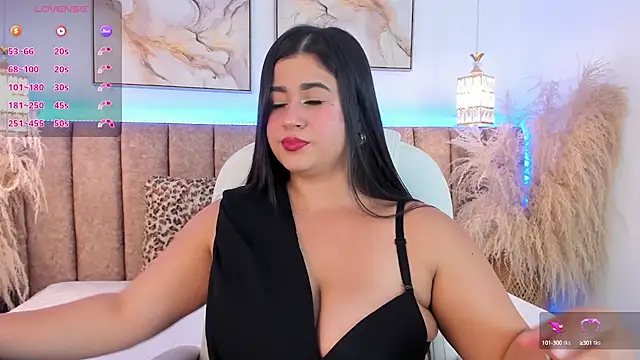 Snapshot of miahkumar chatting on October 3, 7:00 pm miahkumar online show from October 3, 7:00 pm