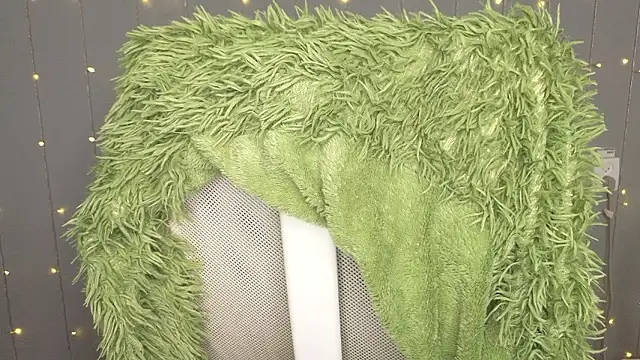 Snapshot of kortny_yo chatting on December 7, 2:35 pm kortny yo online show from December 7, 2:35 pm