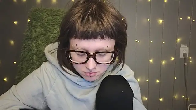 Snapshot of kortny_yo chatting on March 8, 9:51 pm kortny yo online show from March 8, 9:51 pm