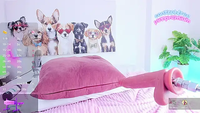 ashley nicoll online show from October 21, 1:34 pm