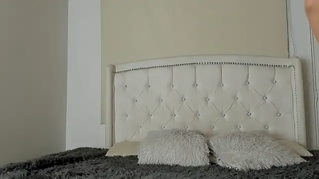 Miiss scarlett1 online show from March 6, 9:42 pm