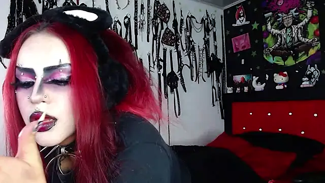 Snapshot of jannaink_ chatting on December 22, 11:41 pm jannaink  online show from December 22, 11:41 pm