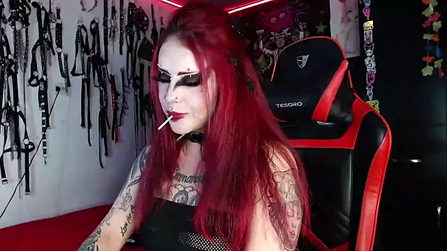 Snapshot of jannaink_ chatting on December 24, 3:38 am jannaink  online show from December 24, 3:38 am