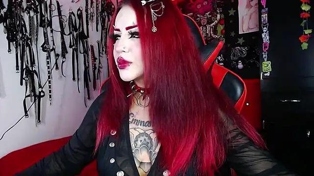 Snapshot of jannaink_ chatting on December 26, 10:20 pm jannaink  online show from December 26, 10:20 pm