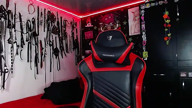 Snapshot of jannaink_ chatting on December 27, 1:22 am jannaink  online show from December 27, 1:22 am