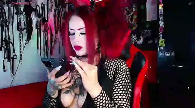 Snapshot of jannaink_ chatting on January 7, 11:24 pm jannaink  online show from January 7, 11:24 pm