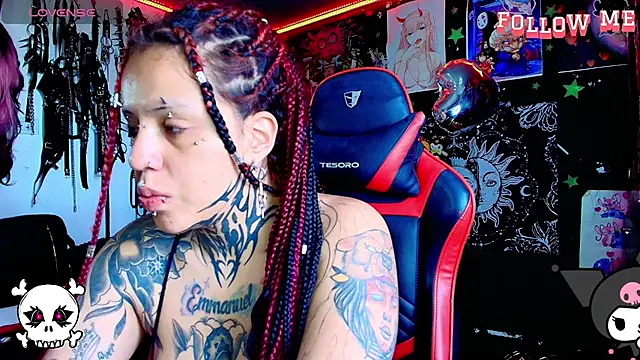 Snapshot of jannaink_ chatting on February 7, 1:15 pm jannaink online show from February 7, 1:15 pm