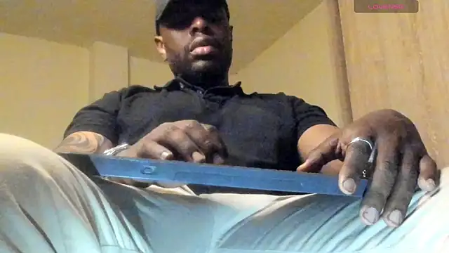 thomas santtos1 online show from July 1, 3:12 pm