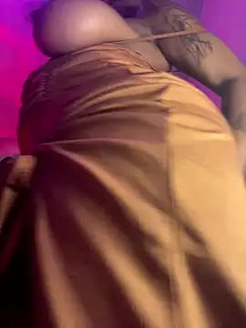 Cherrytowild online show from April 3, 6:22 am