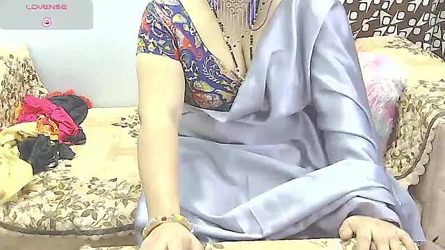 sheetaldave online show from March 21, 8:50 pm