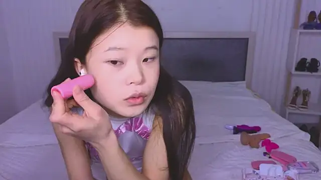 Tina Kim  online show from January 22, 4:34 am