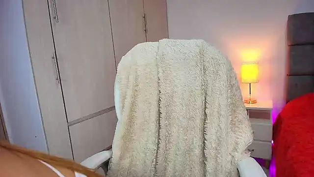 Snapshot of MariianaGomez chatting on March 7, 6:00 pm MariianaGomez online show from March 7, 6:00 pm