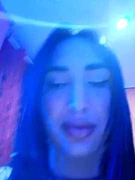 alice jhonson  online show from January 4, 11:17 pm