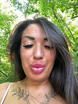 RuslanaXX online show from June 17, 4:48 am