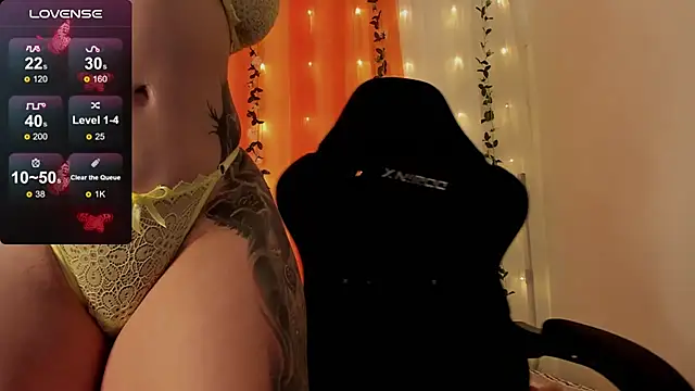 mally s1 online show from December 2, 7:16 pm