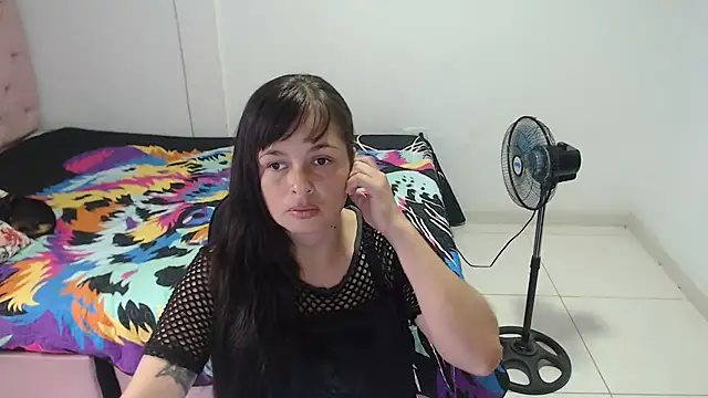 Snapshot of Aliciaheart chatting on June 3, 6:35 pm Aliciaheart online show from June 3, 6:35 pm
