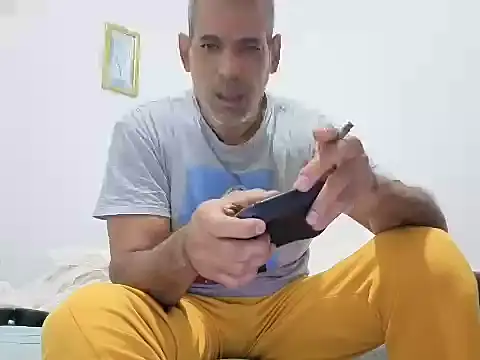 jackbigcock11 online show from April 14, 10:10 am