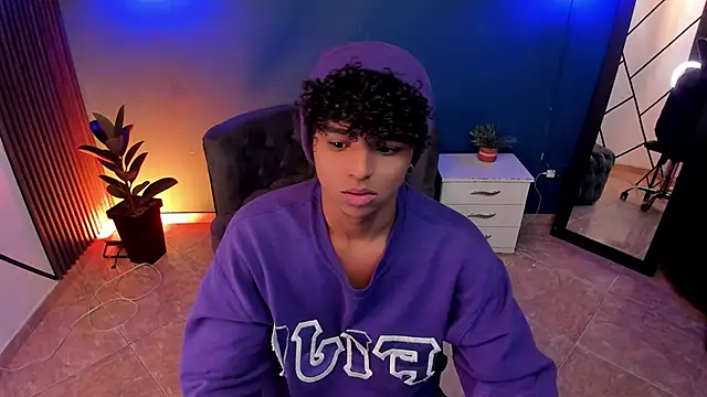 Noah Smith04 online show from October 30, 12:45 am