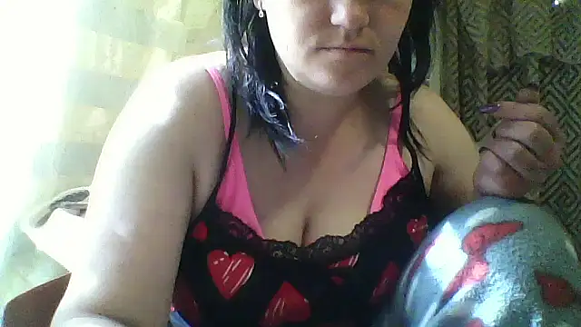 HollyLaBerry online show from May 16, 6:54 am