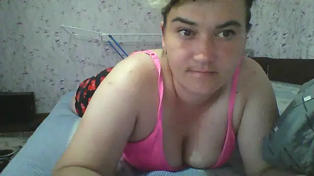 HollyLaBerry online show from July 2, 10:43 am