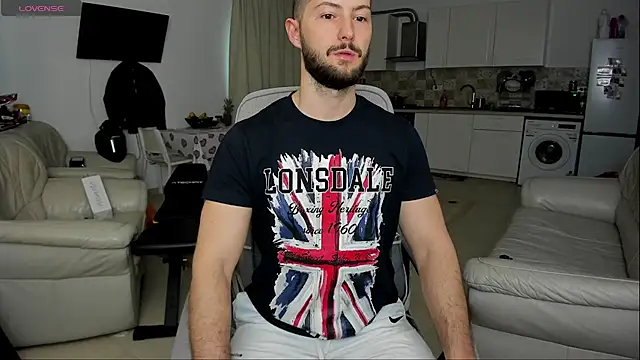 ZackFraser online show from March 21, 5:43 am