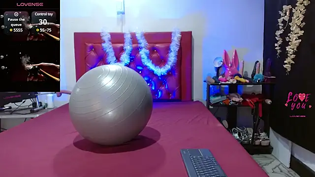 cleopatraa online show from January 13, 10:56 pm