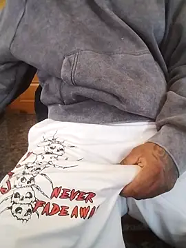 Luziluzi0999 online show from April 26, 2:59 pm