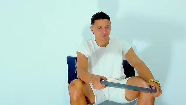 Snapshot of MITCHELL_BURNS chatting on December 25, 12:59 am MITCHELL BURNS online show from December 25, 12:59 am