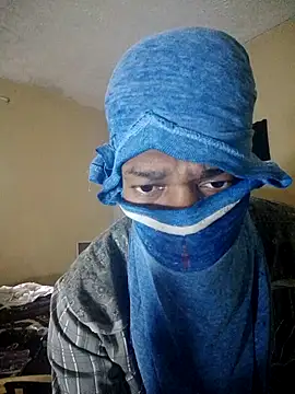 Snapshot of huntra-gamer chatting on June 9, 10:32 pm huntra-gamer online show from June 9, 10:32 pm