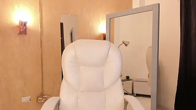 your khloe online show from February 12, 5:05 pm