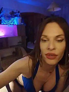 Snapshot of Luna_Kitanna chatting on May 23, 10:03 pm Luna Kitanna online show from May 23, 10:03 pm