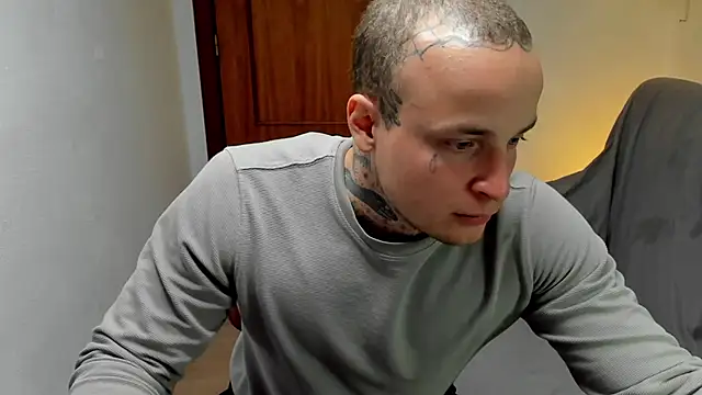 layneinchains online show from April 11, 1:04 pm