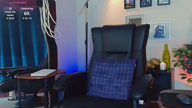 HenryBenso online show from April 7, 4:07 pm