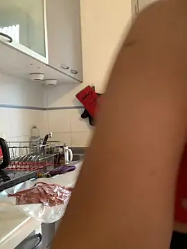 la petite prunette69 online show from March 12, 8:30 am