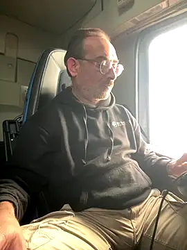 dzhakar online show from December 18, 12:00 pm