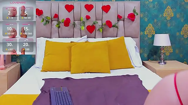 SuzanSmithh online show from February 20, 11:53 am